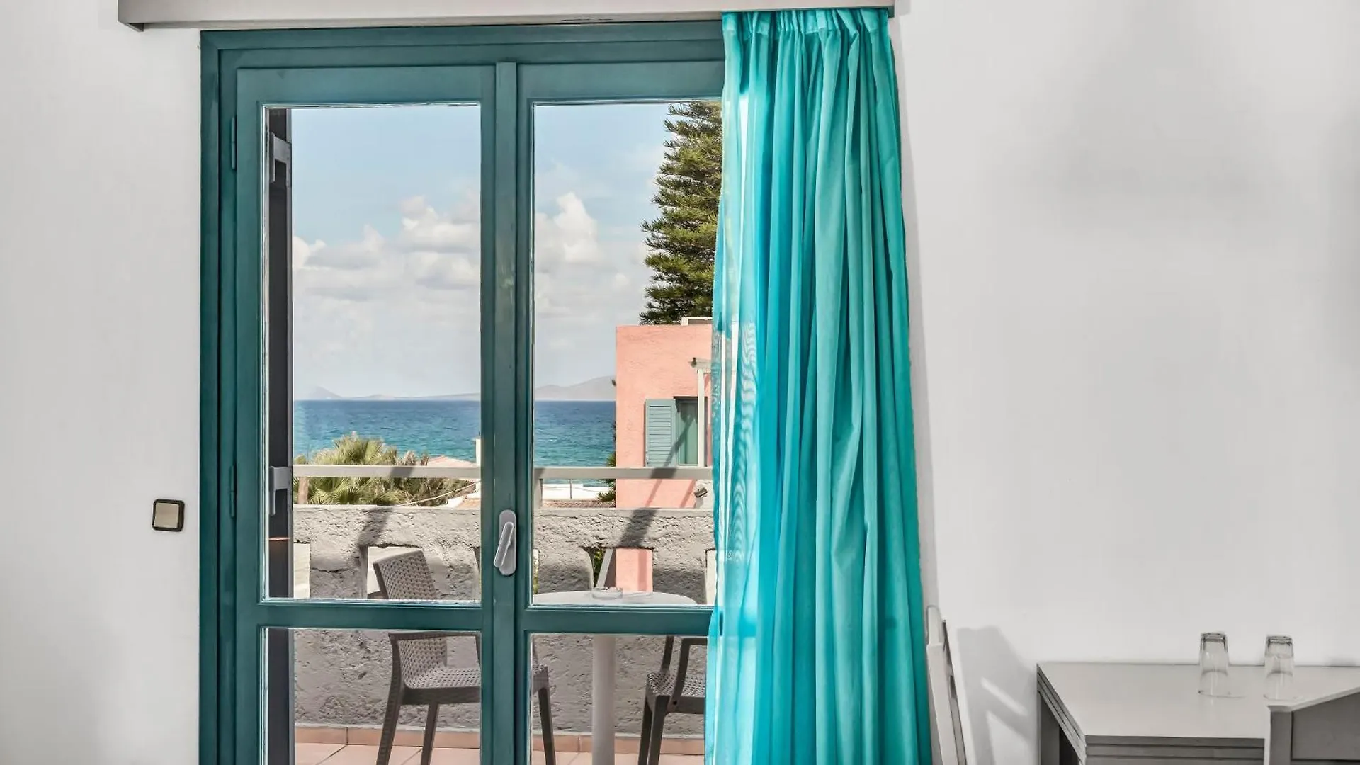 Marilisa Hotel Kokkini Hani 3*,